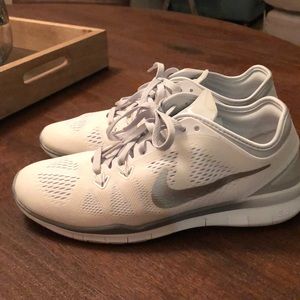 Nike free tr fit 5